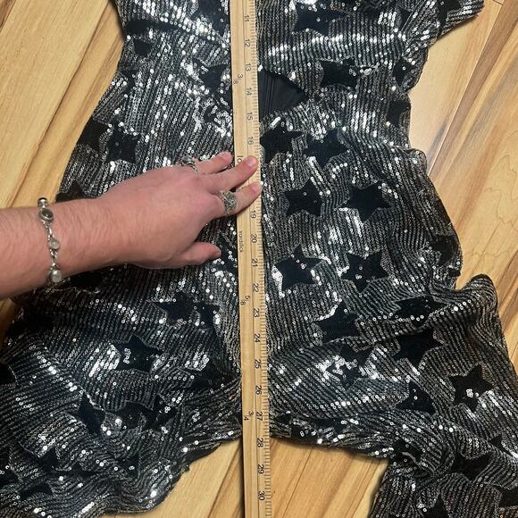 NASTY GAL NWT Star Sequin Jumpsuit Size 8 Benson Boone Glam Rock Festival Rave - Picture 3 of 6